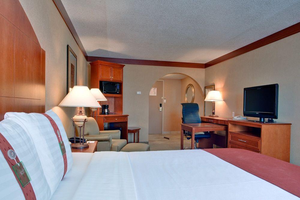 Holiday Inn Sudbury By Ihg Dış mekan fotoğraf