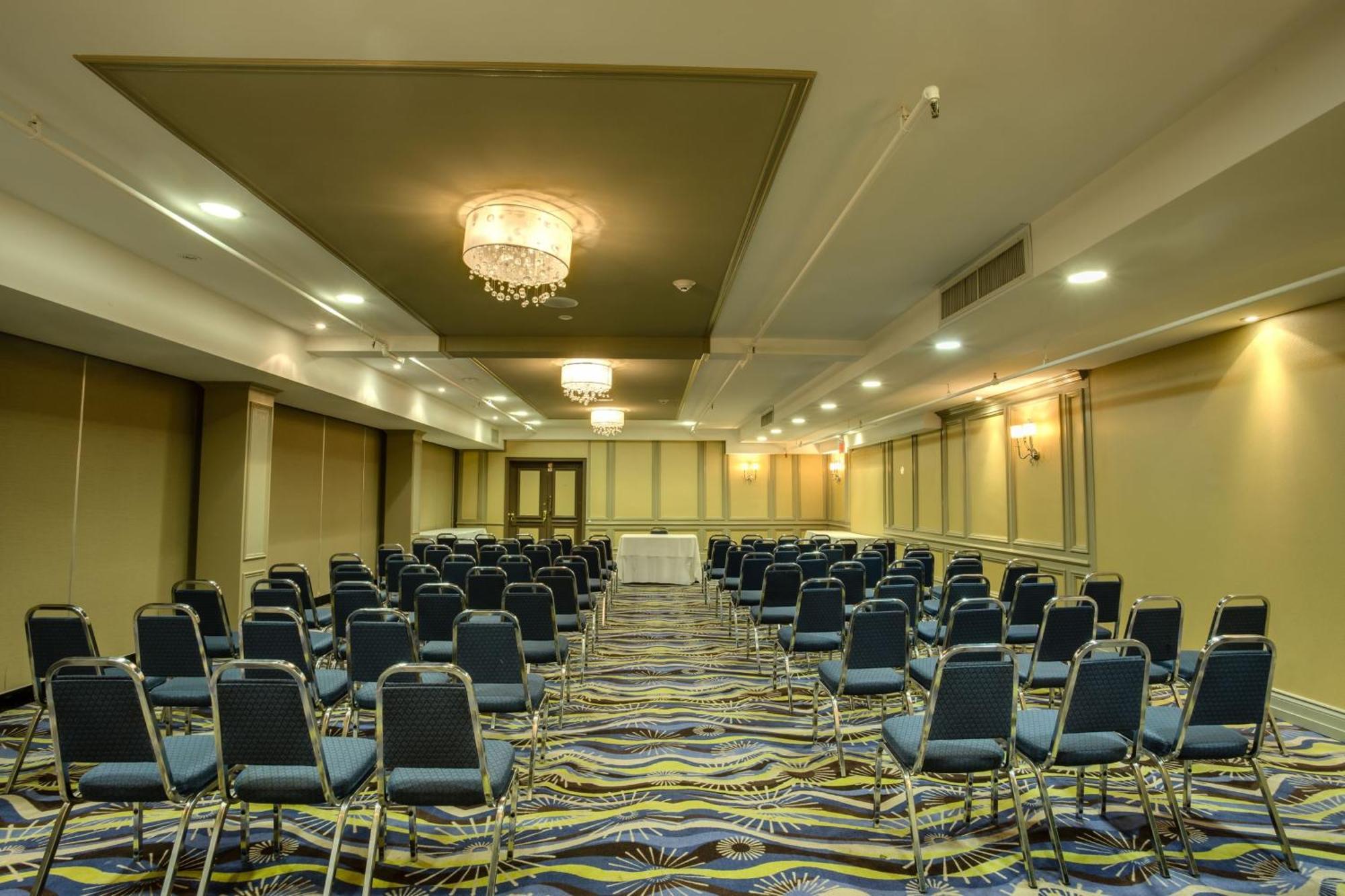 Holiday Inn Sudbury By Ihg Dış mekan fotoğraf