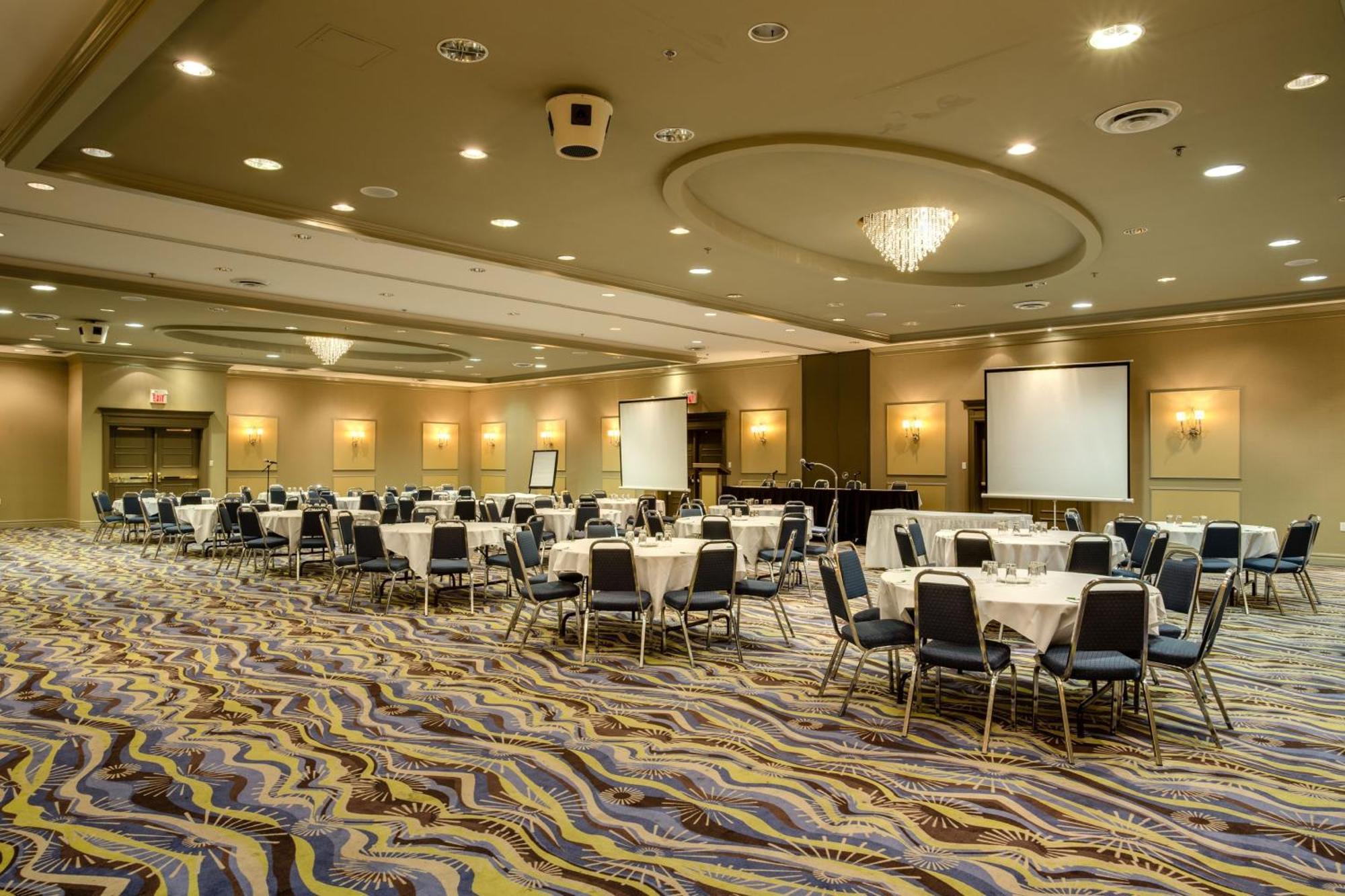 Holiday Inn Sudbury By Ihg Dış mekan fotoğraf