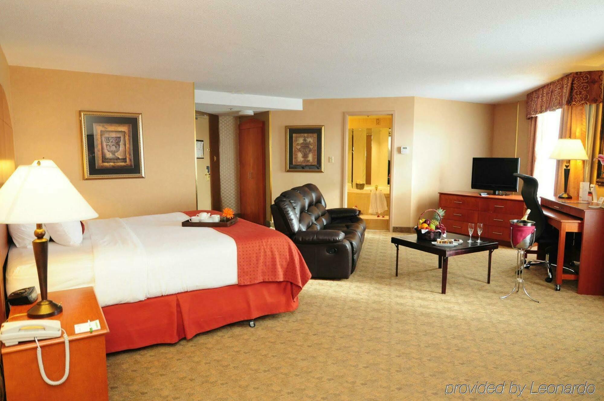 Holiday Inn Sudbury By Ihg Dış mekan fotoğraf